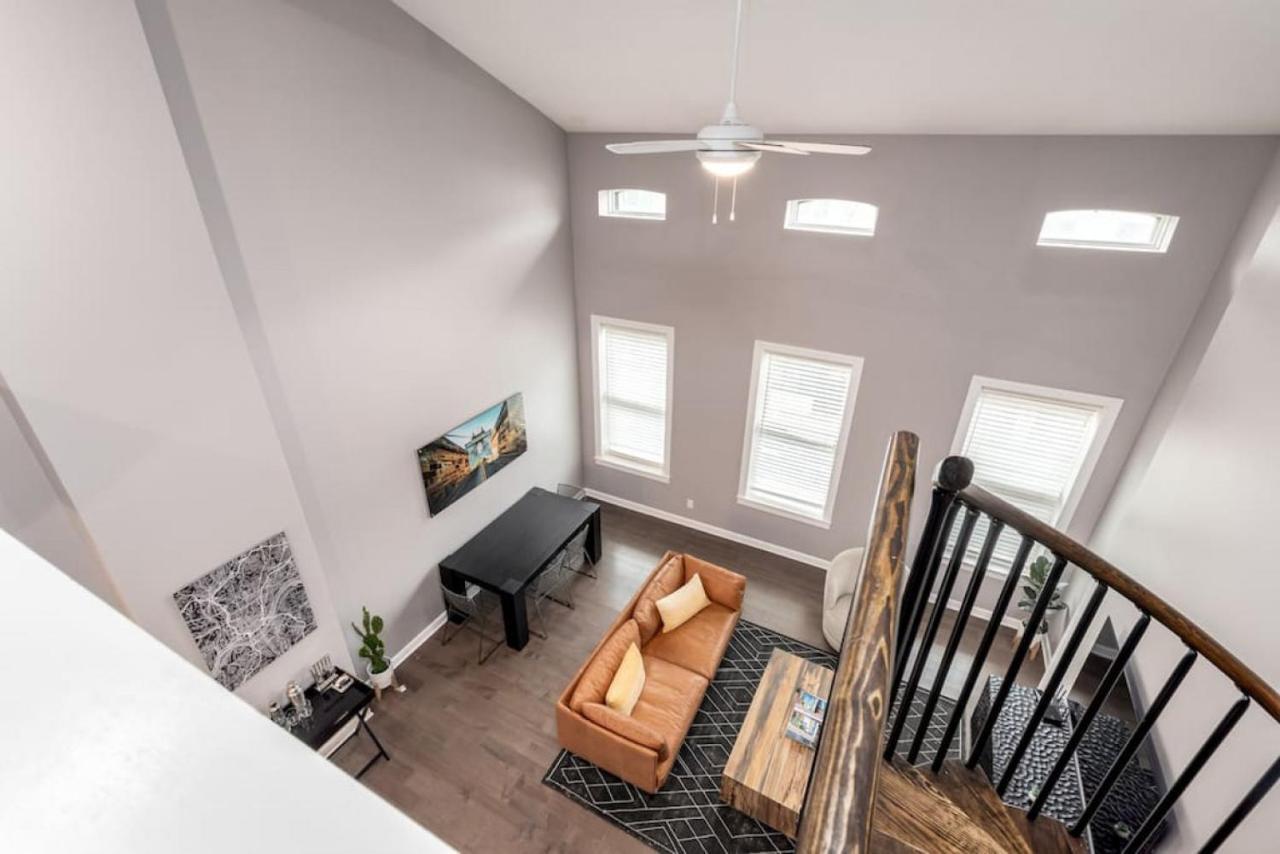 Soaring 2-bedroom Parkside Loft Walkable To It