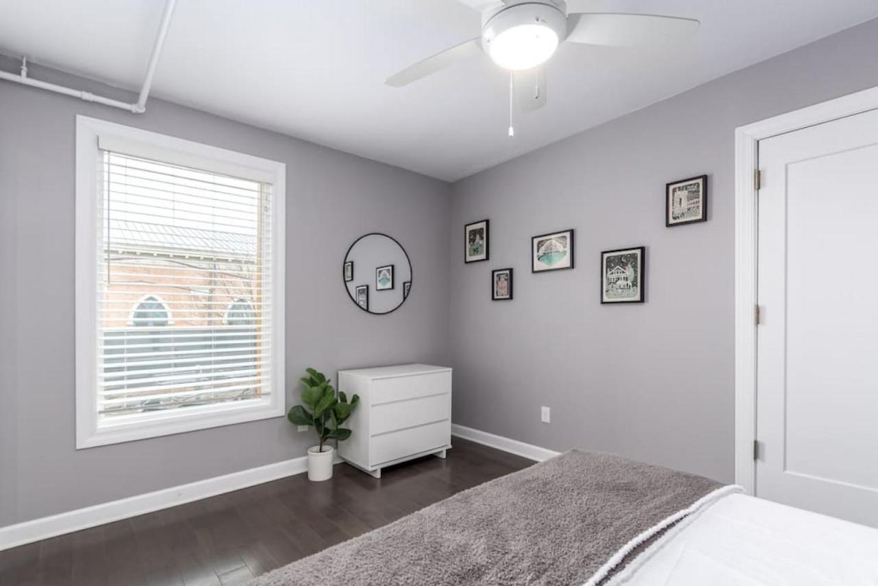 Soaring 2-bedroom Parkside Loft Walkable To It *